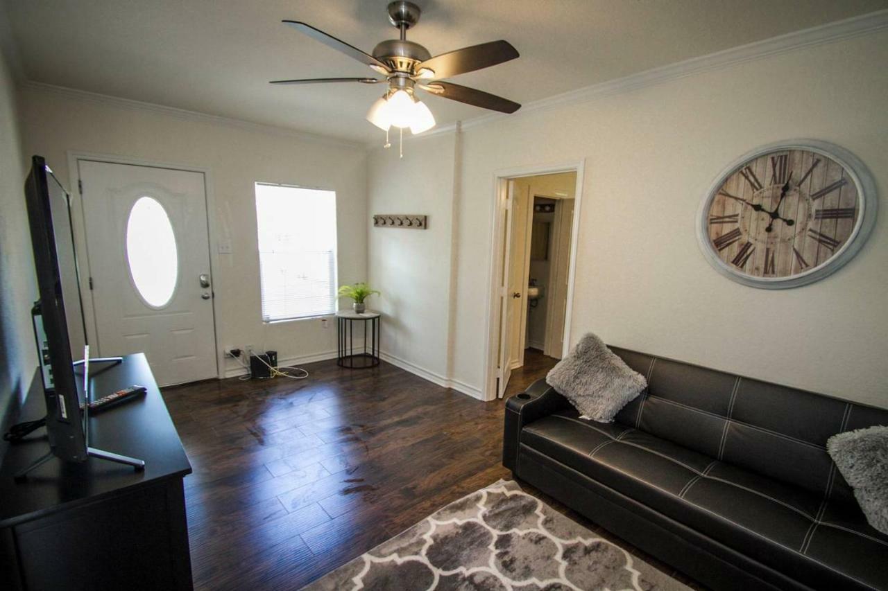Hays St Cozy Remodeled 2Br/2Ba House Sleeps 8 Διαμέρισμα Σαν Αντόνιο Εξωτερικό φωτογραφία