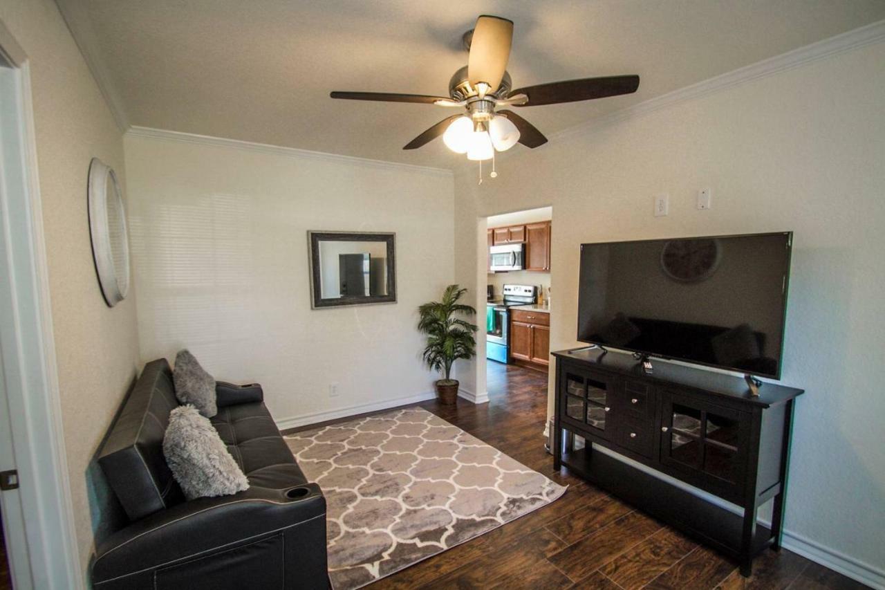 Hays St Cozy Remodeled 2Br/2Ba House Sleeps 8 Διαμέρισμα Σαν Αντόνιο Εξωτερικό φωτογραφία