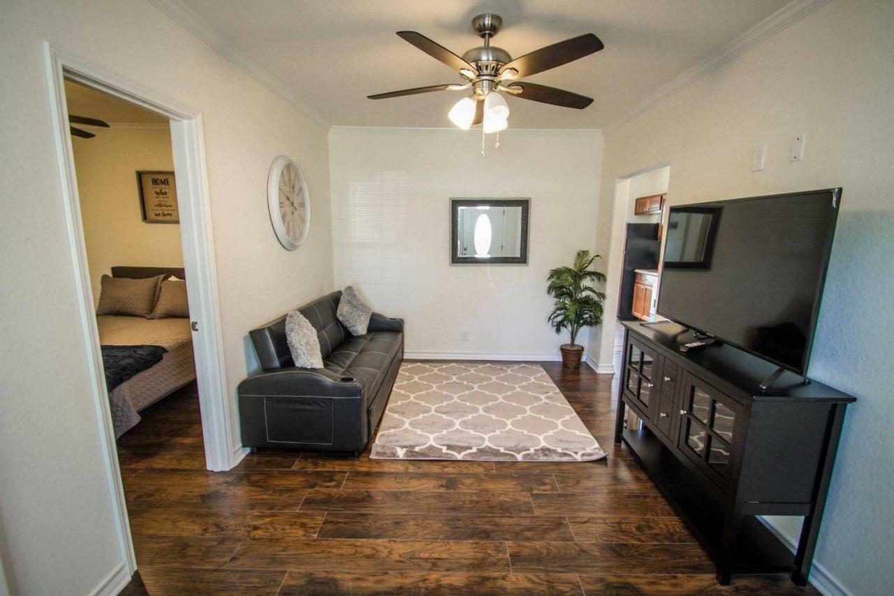 Hays St Cozy Remodeled 2Br/2Ba House Sleeps 8 Διαμέρισμα Σαν Αντόνιο Εξωτερικό φωτογραφία